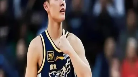 塔图姆28分5助，凯尔特人战胜热火